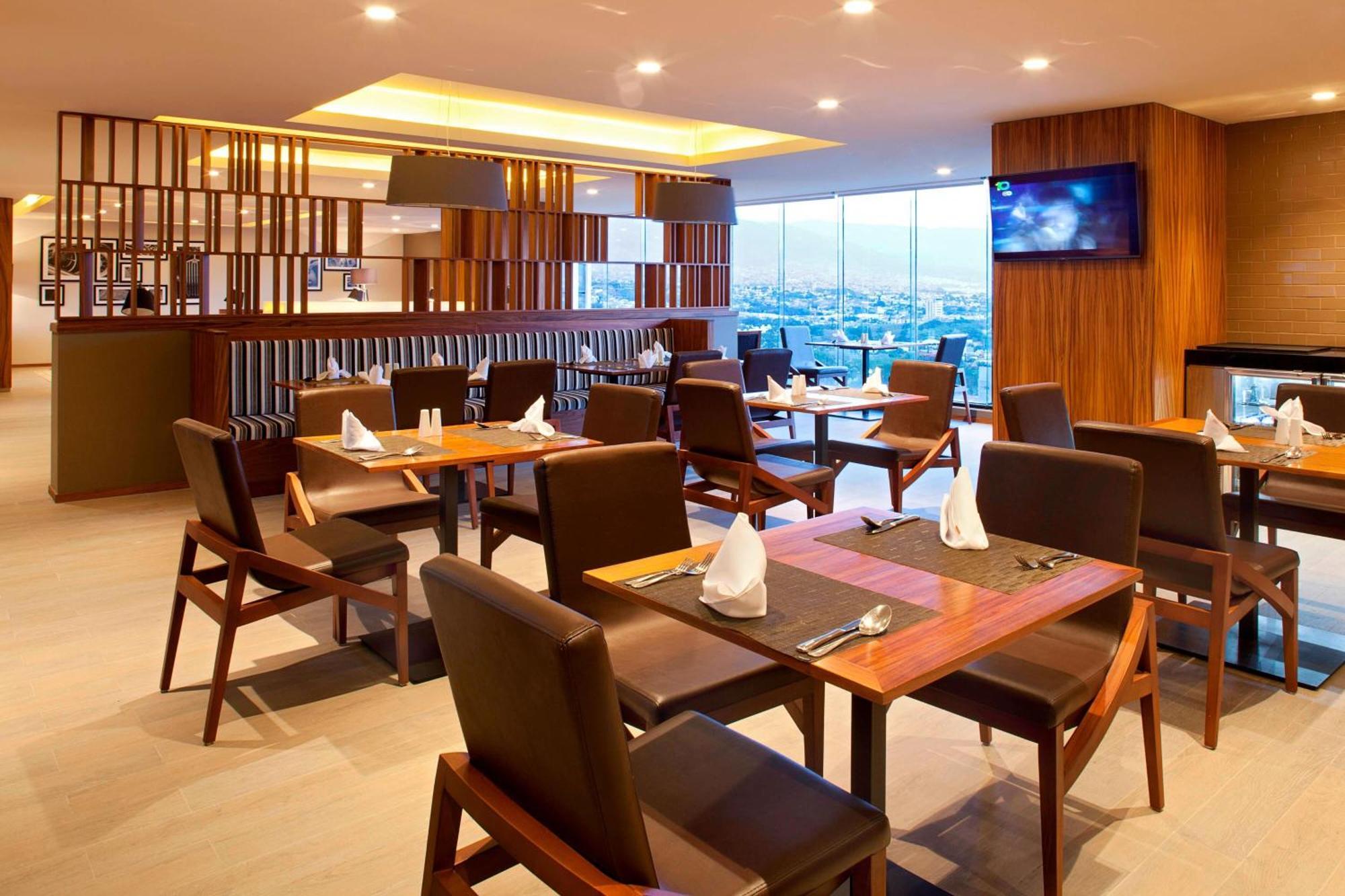 Marriott Tuxtla Gutierrez Hotel Exterior photo